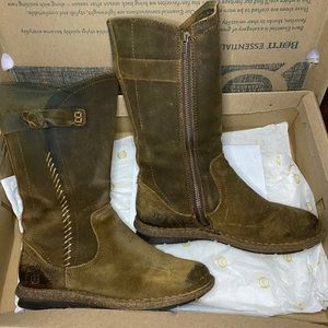 Born Tonic Rust boots